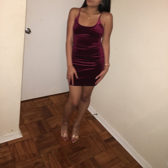 Windsor Dress ! - Picture 2 of 2